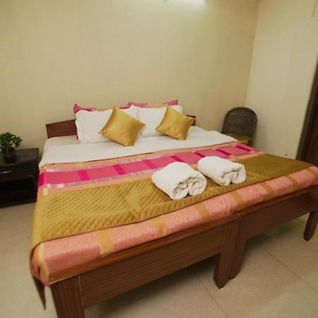 Appartamento di 350 m² con 10 camera Shillong Esterno foto