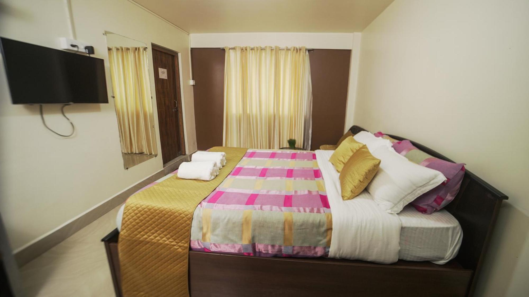 Appartamento di 350 m² con 10 camera Shillong Esterno foto