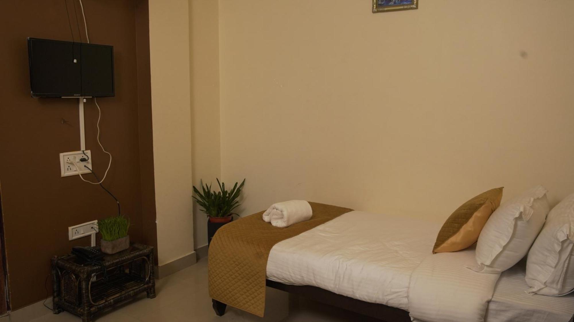 Appartamento di 350 m² con 10 camera Shillong Esterno foto