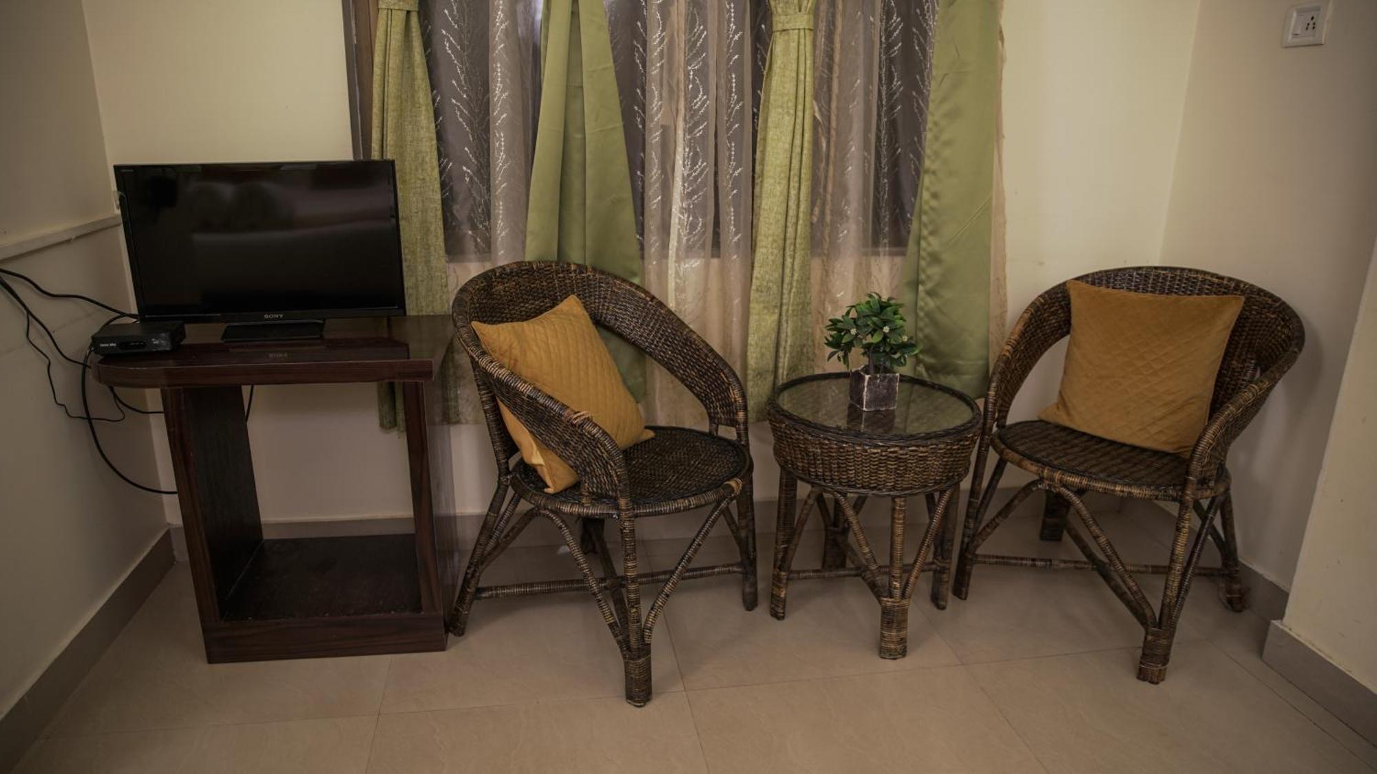 Appartamento di 350 m² con 10 camera Shillong Esterno foto